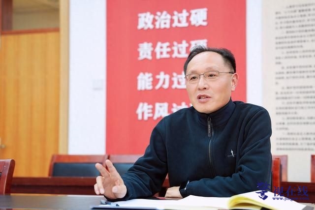 下载.jpg